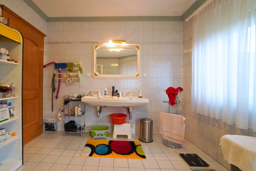 6da3b6db-b827-47d0-aaf9-05b6b10cbca7