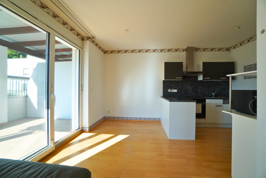 b2493819-2443-40c8-838b-0bc961e07844