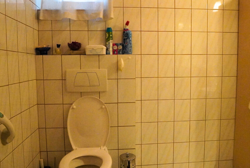 ee71397d-1542-4e28-a7ef-ef0e35b242b5