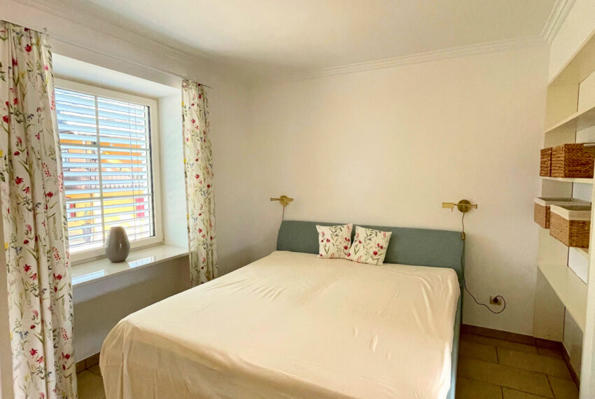 1aeec61b-5ca5-4934-9c6b-18647583fa3c